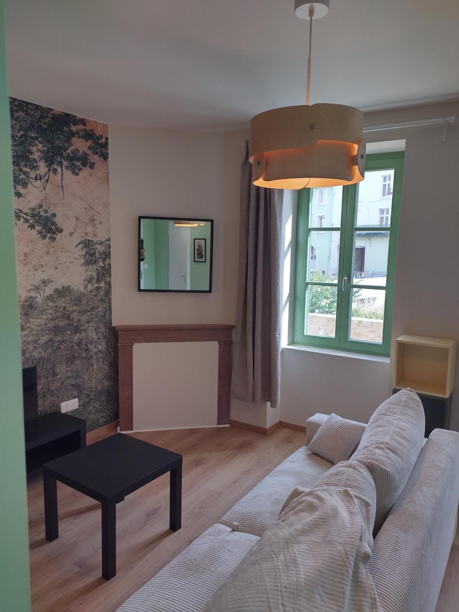 Appartement Neuf, Tout Confort Issoire Exteriér fotografie